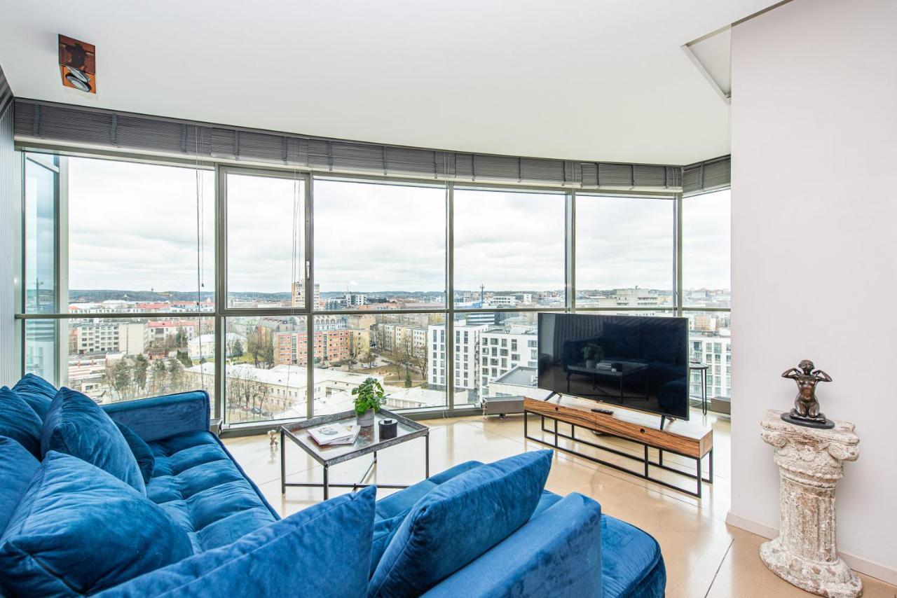 Cohost I 2bd Highrise Apt, W-balcony & Airconditioning, Great Views Vilnius