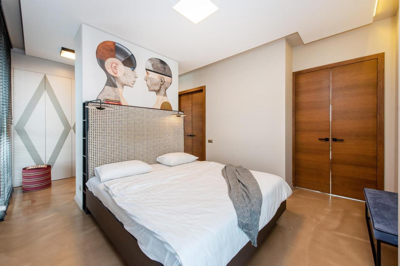 Cohost I 2bd Highrise Apt, W-balcony & Airconditioning, Great Views *
